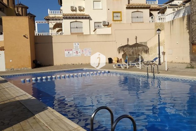 Segunda mano - Apartamento / piso -
Orihuela Costa - LOMAS CABO ROIG