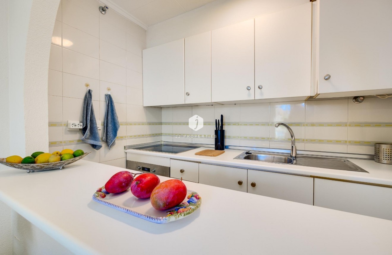 Segunda mano - Apartamento / piso -
Torrevieja - Torreblanca