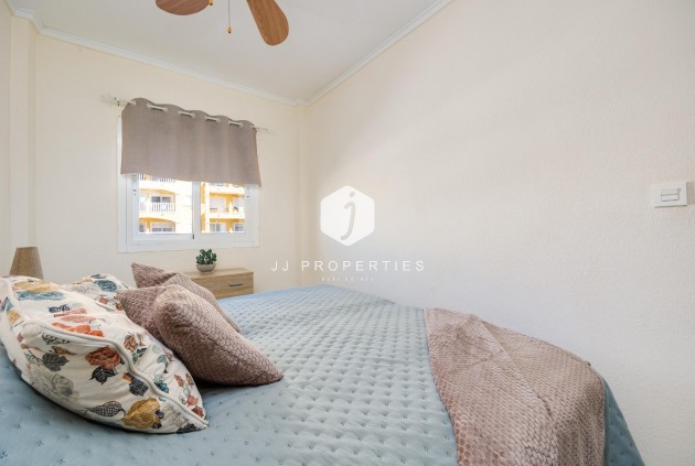 Segunda mano - Apartamento / piso -
Torrevieja - Torreblanca