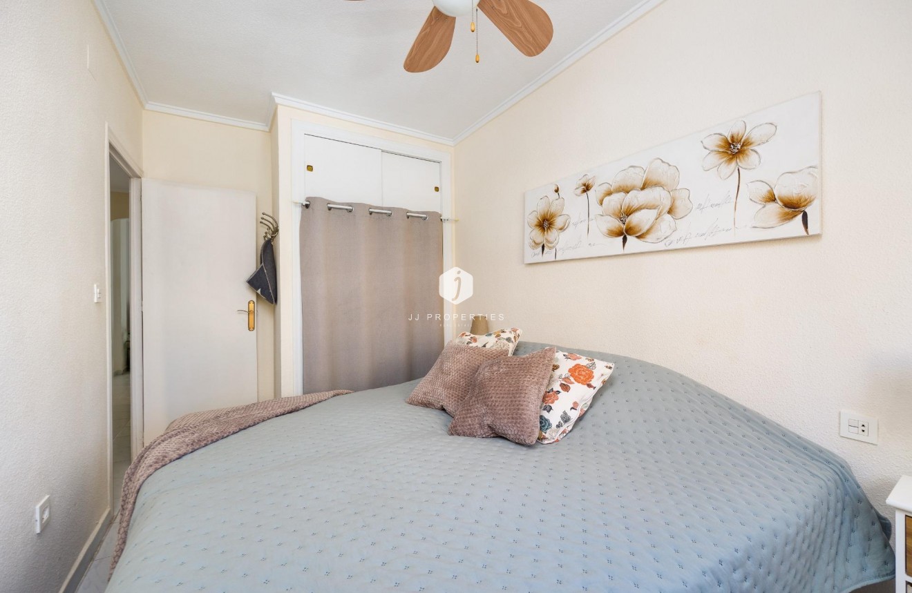 Segunda mano - Apartamento / piso -
Torrevieja - Torreblanca