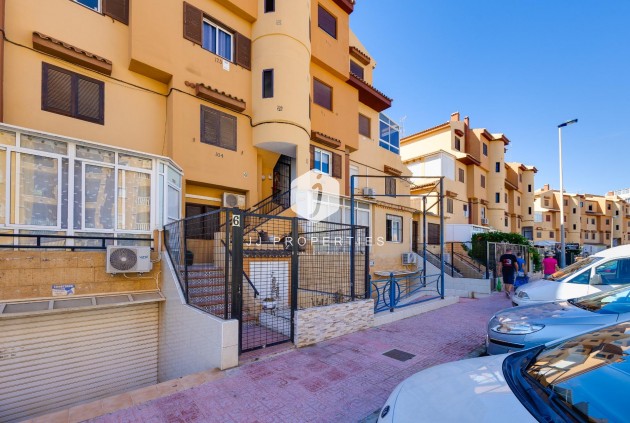 Segunda mano - Apartamento / piso -
Torrevieja - Torreblanca