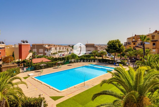 Segunda mano - Apartamento / piso -
Torrevieja - Torreblanca