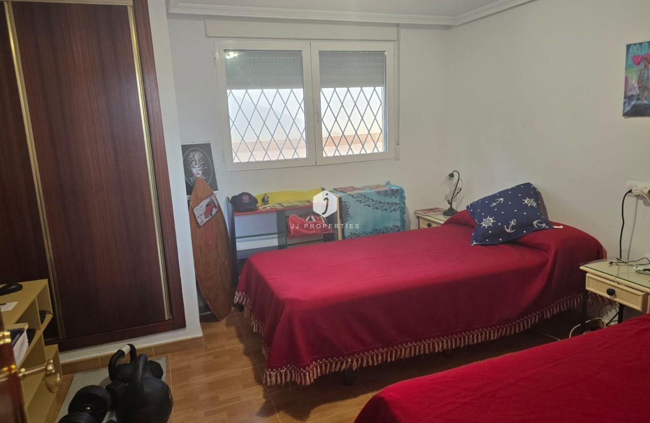 Segunda mano - Villa -
Orihuela Costa - Campoamor