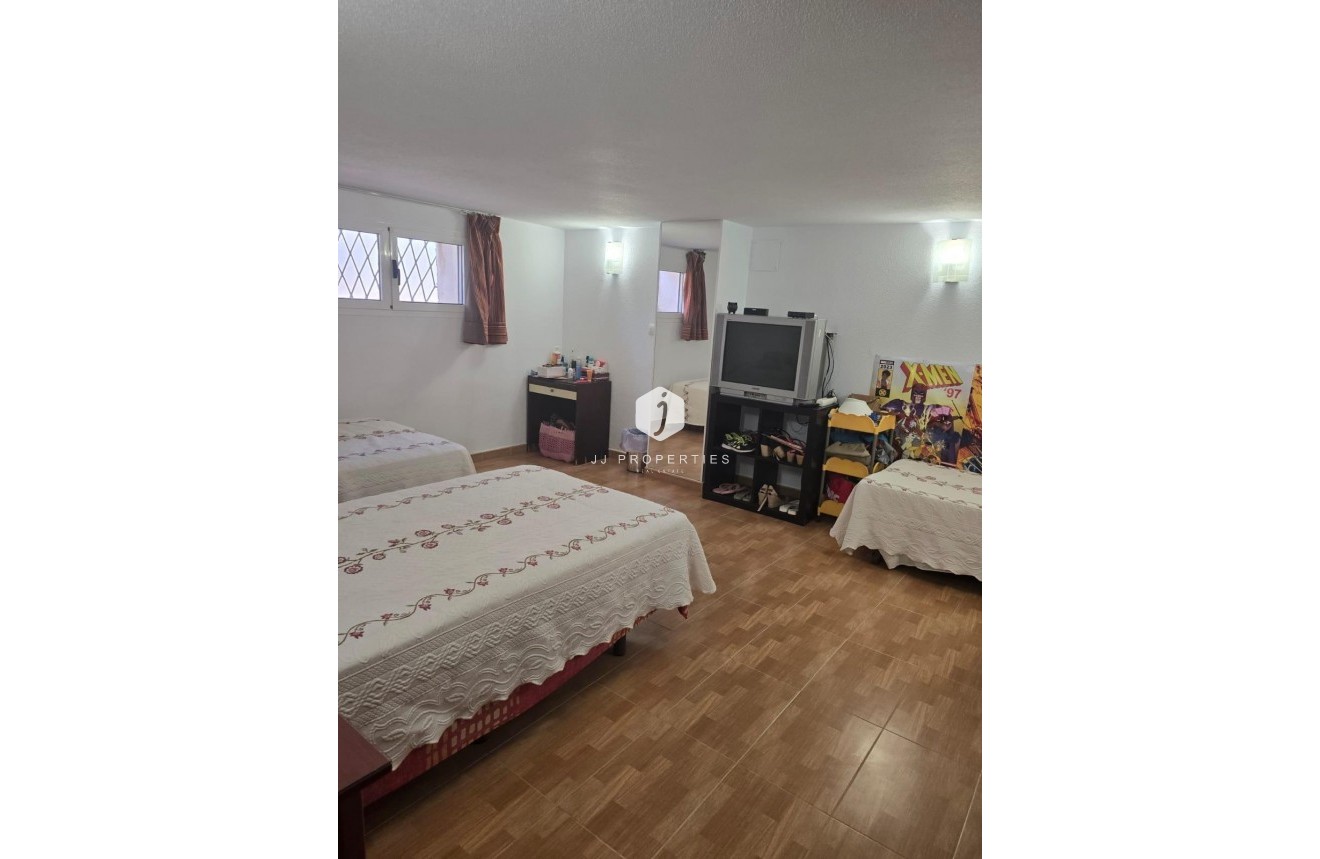 Segunda mano - Villa -
Orihuela Costa - Campoamor