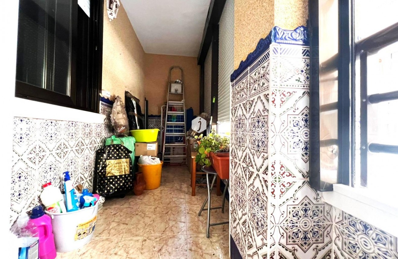 Segunda mano - Apartamento / piso -
Guardamar del Segura - Pueblo
