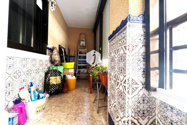 Segunda mano - Apartamento / piso -
Guardamar del Segura - Pueblo