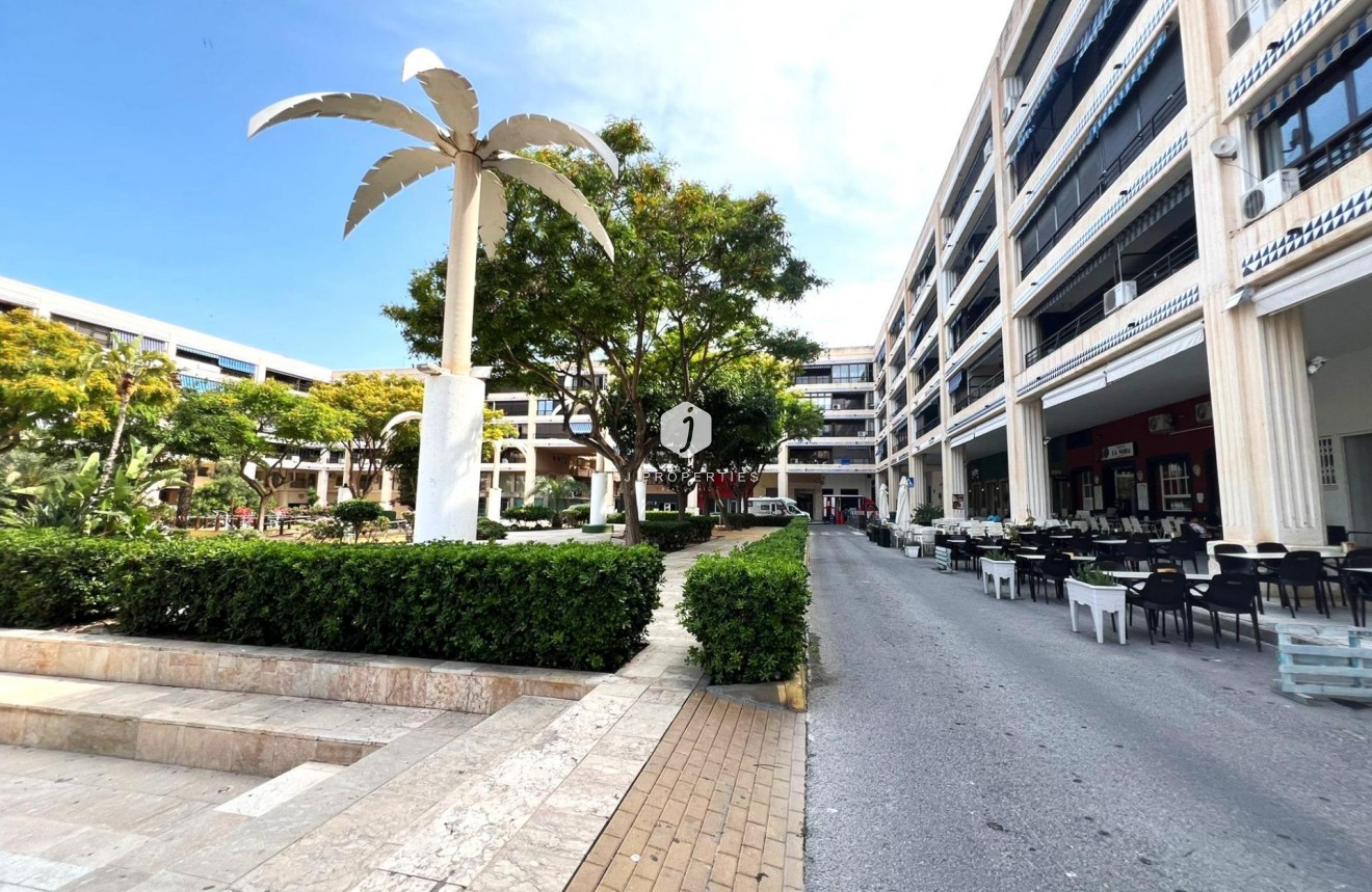 Segunda mano - Apartamento / piso -
Guardamar del Segura - Pueblo