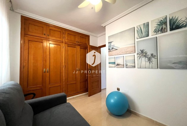 Segunda mano - Apartamento / piso -
Orihuela Costa - Lomas De Cabo Roig-los Dolses