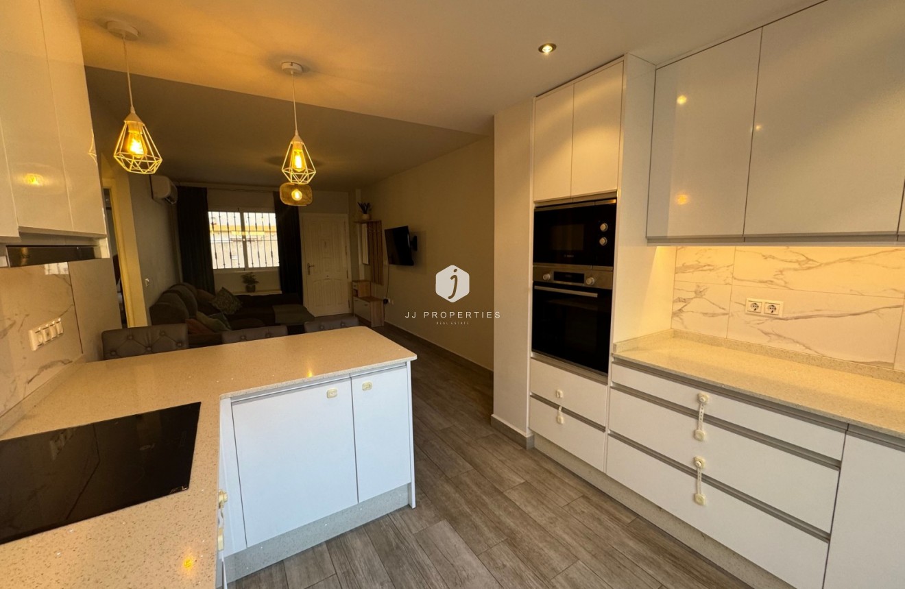 Segunda mano - Apartamento / piso -
La Zenia - Costa Blanca