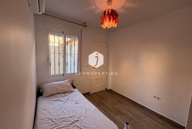 Segunda mano - Apartamento / piso -
La Zenia - Costa Blanca