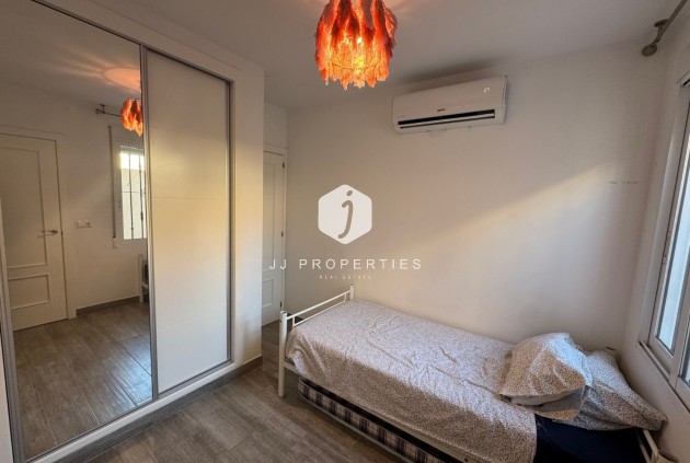 Segunda mano - Apartamento / piso -
La Zenia - Costa Blanca