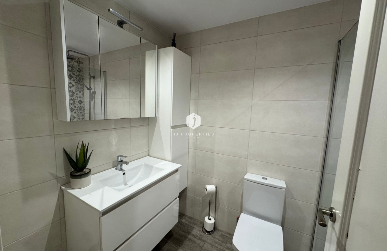 Segunda mano - Apartamento / piso -
La Zenia - Costa Blanca