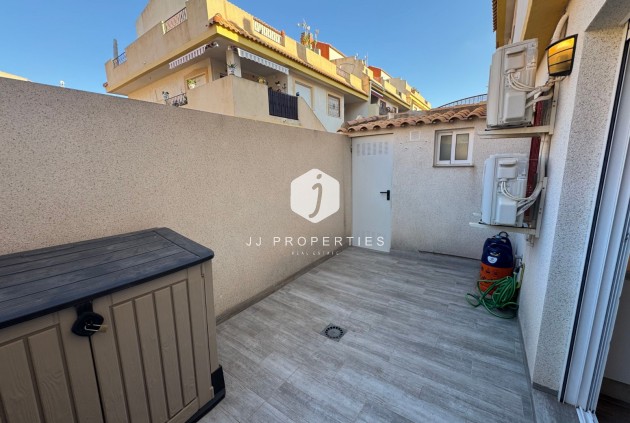 Segunda mano - Apartamento / piso -
La Zenia - Costa Blanca