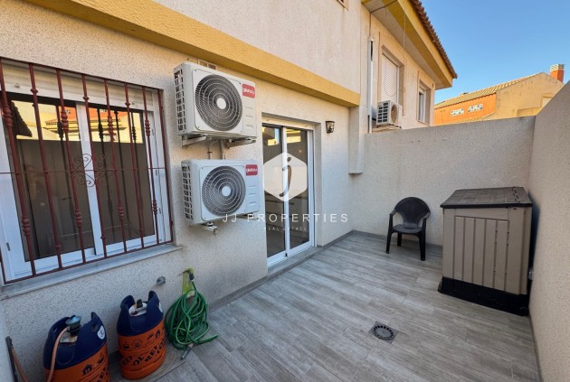 Segunda mano - Apartamento / piso -
La Zenia - Costa Blanca