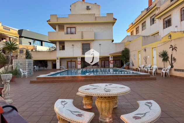 Segunda mano - Apartamento / piso -
La Zenia - Costa Blanca