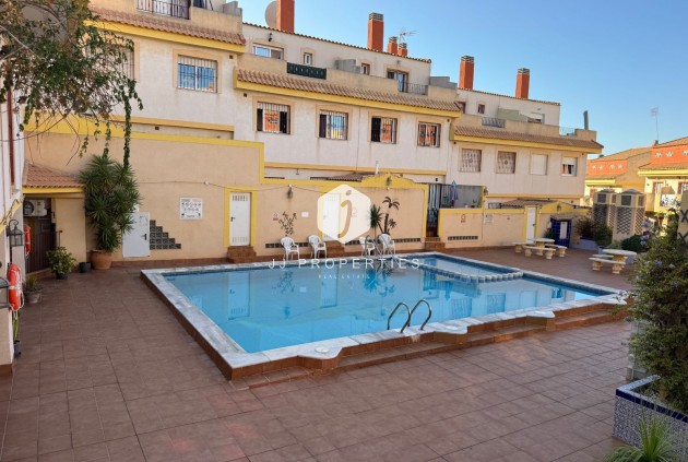 Segunda mano - Apartamento / piso -
La Zenia - Costa Blanca