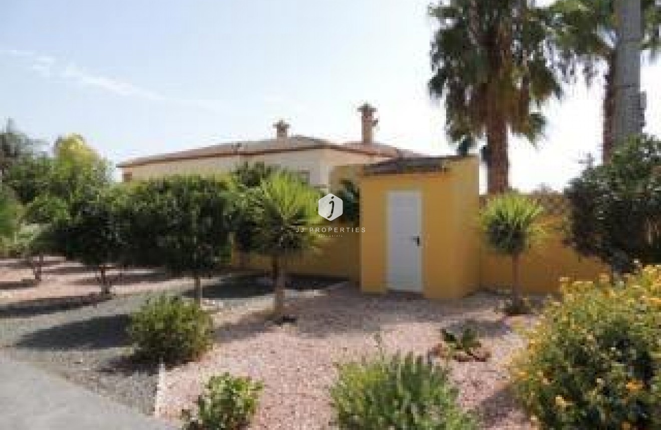 Resale - Villa -
Catral