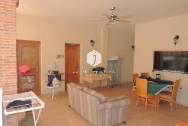Resale - Villa -
Catral