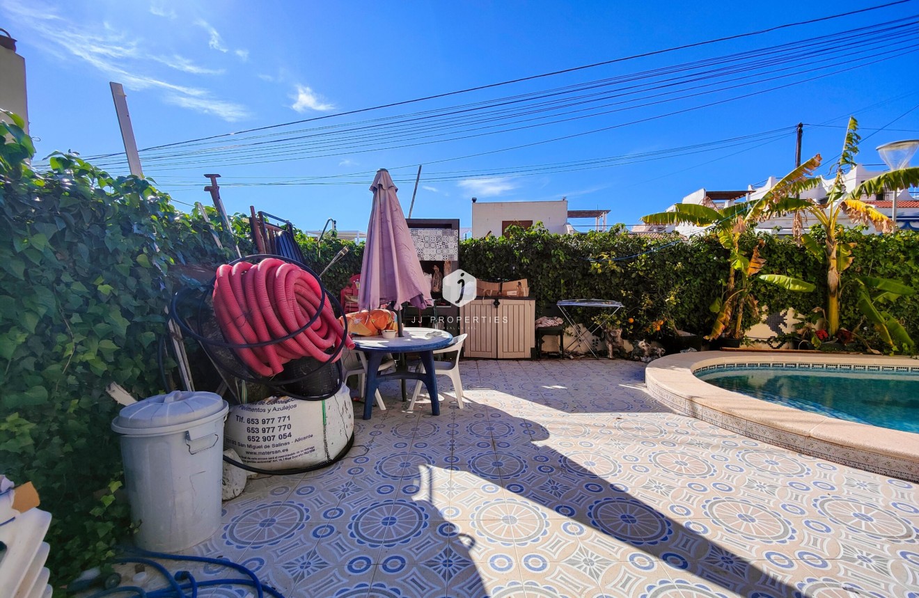 Segunda mano - Chalet -
San Miguel de Salinas - Inland