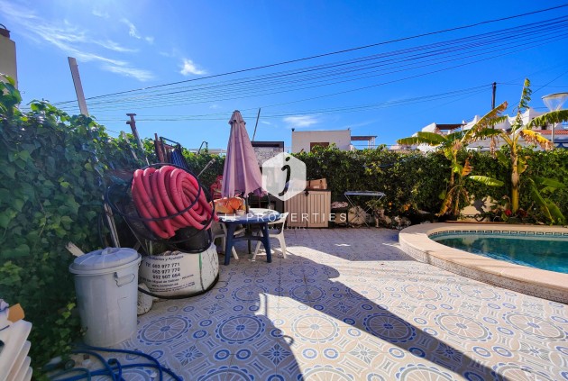 Segunda mano - Chalet -
San Miguel de Salinas - Inland