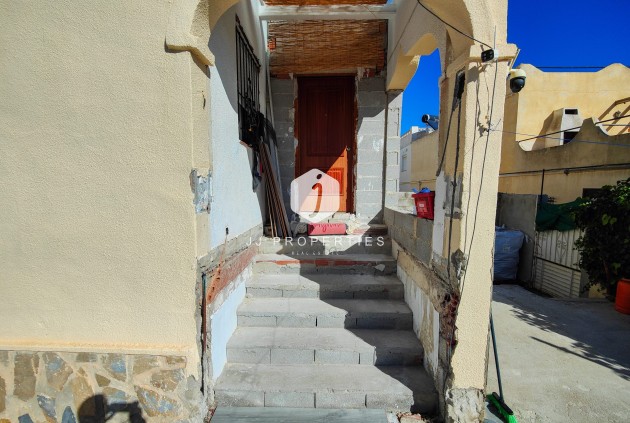 Segunda mano - Chalet -
San Miguel de Salinas - Inland