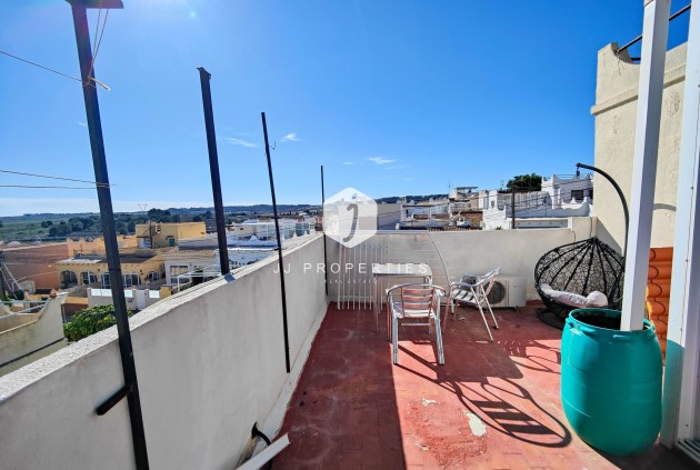 Segunda mano - Chalet -
San Miguel de Salinas - Inland