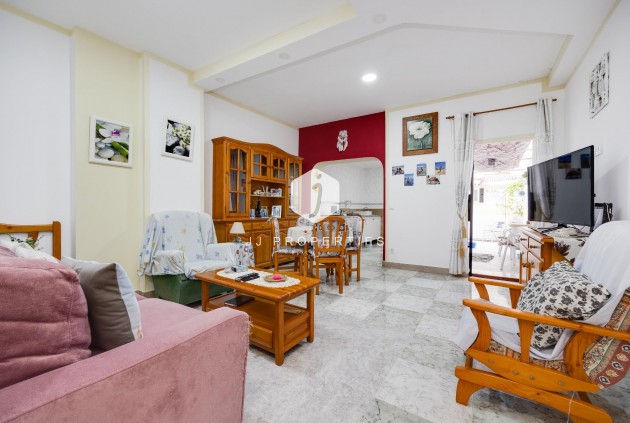 Segunda mano - Apartamento / piso -
Torrevieja - Centro