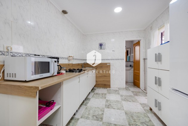 Segunda mano - Apartamento / piso -
Torrevieja - Centro