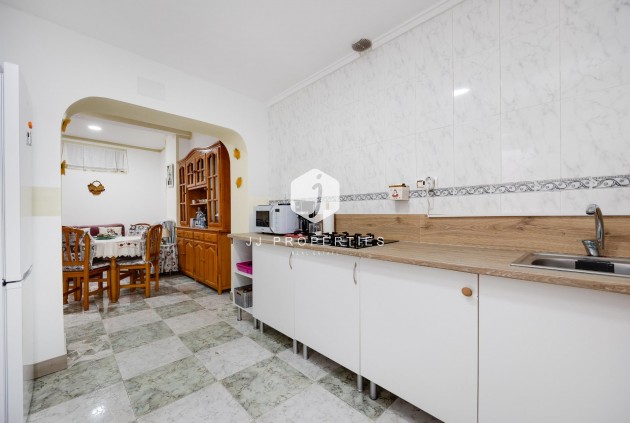 Segunda mano - Apartamento / piso -
Torrevieja - Centro