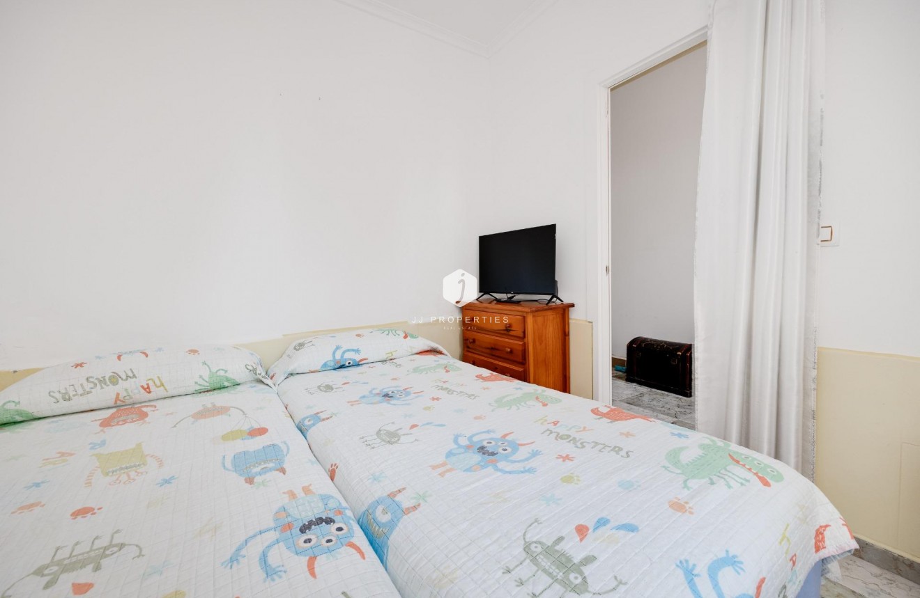Segunda mano - Apartamento / piso -
Torrevieja - Centro
