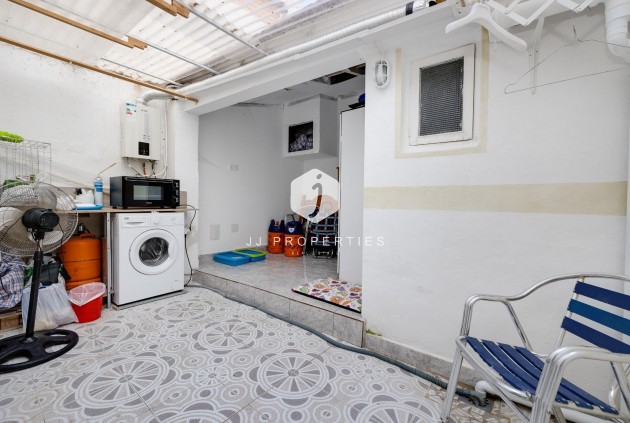 Segunda mano - Apartamento / piso -
Torrevieja - Centro