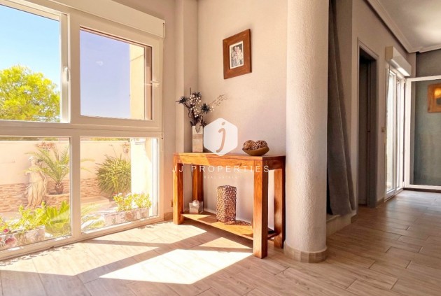 Segunda mano - Villa -
Orihuela Costa - Costa Blanca