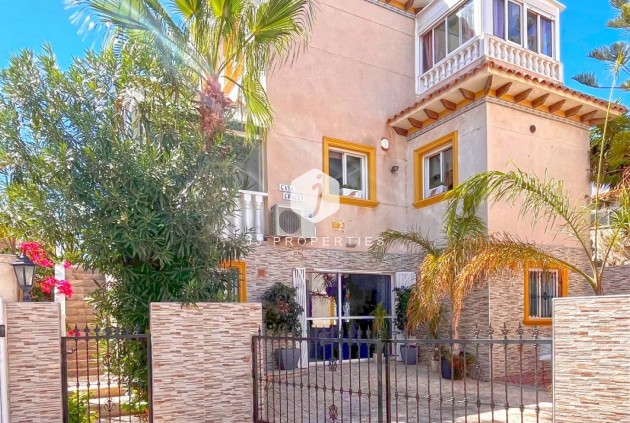 Segunda mano - Villa -
Orihuela Costa - Costa Blanca