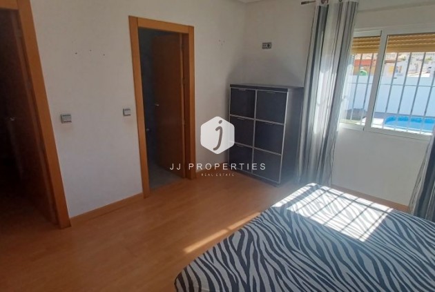 Tweedehands - Villa -
Torrevieja - Costa Blanca