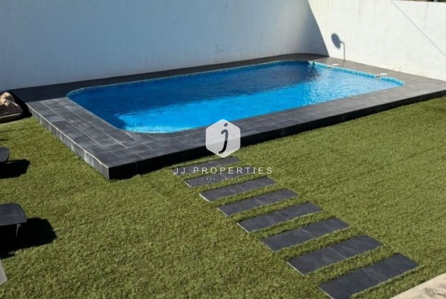 Tweedehands - Villa -
Torrevieja - Costa Blanca