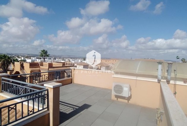 Segunda mano - Chalet -
Torrevieja - AGUAS NUEVAS 25