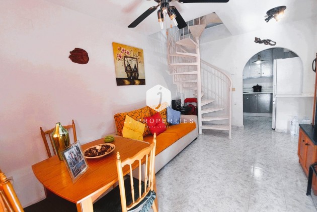 Segunda mano - Bungalow -
Orihuela Costa - Costa Blanca