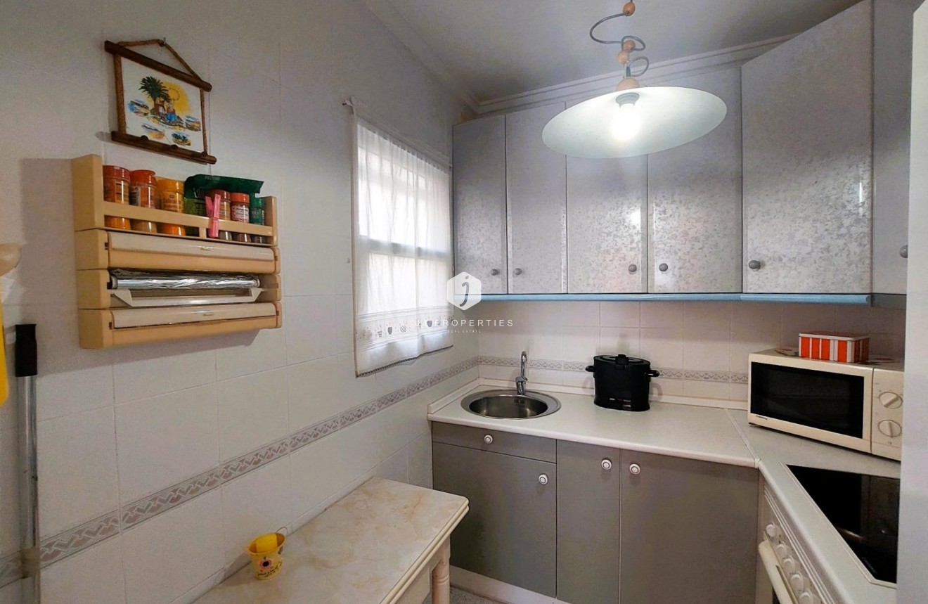 Segunda mano - Bungalow -
Orihuela Costa - Costa Blanca