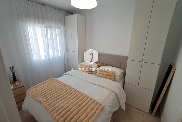 Segunda mano - Ático -
San Miguel de Salinas - Inland