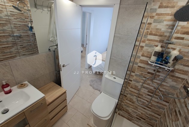 Segunda mano - Ático -
San Miguel de Salinas - Inland