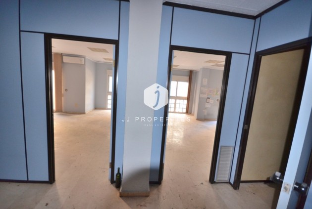 Segunda mano - Apartamento / piso -
Torrevieja - Centro