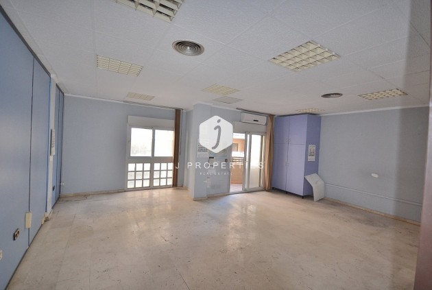 Segunda mano - Apartamento / piso -
Torrevieja - Centro