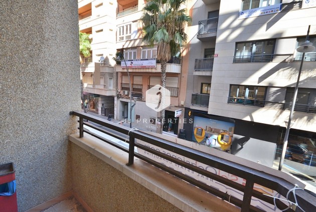 Segunda mano - Apartamento / piso -
Torrevieja - Centro