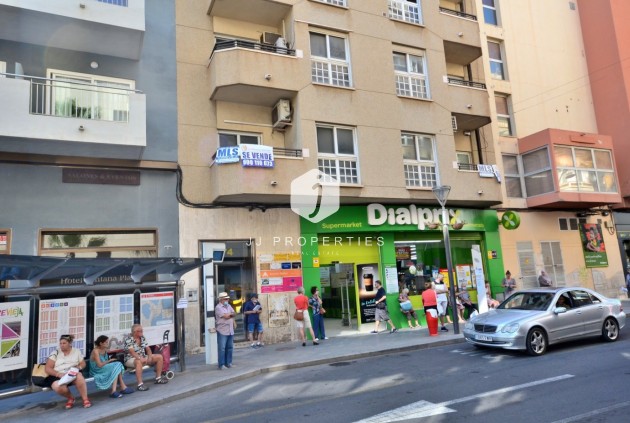 Segunda mano - Apartamento / piso -
Torrevieja - Centro