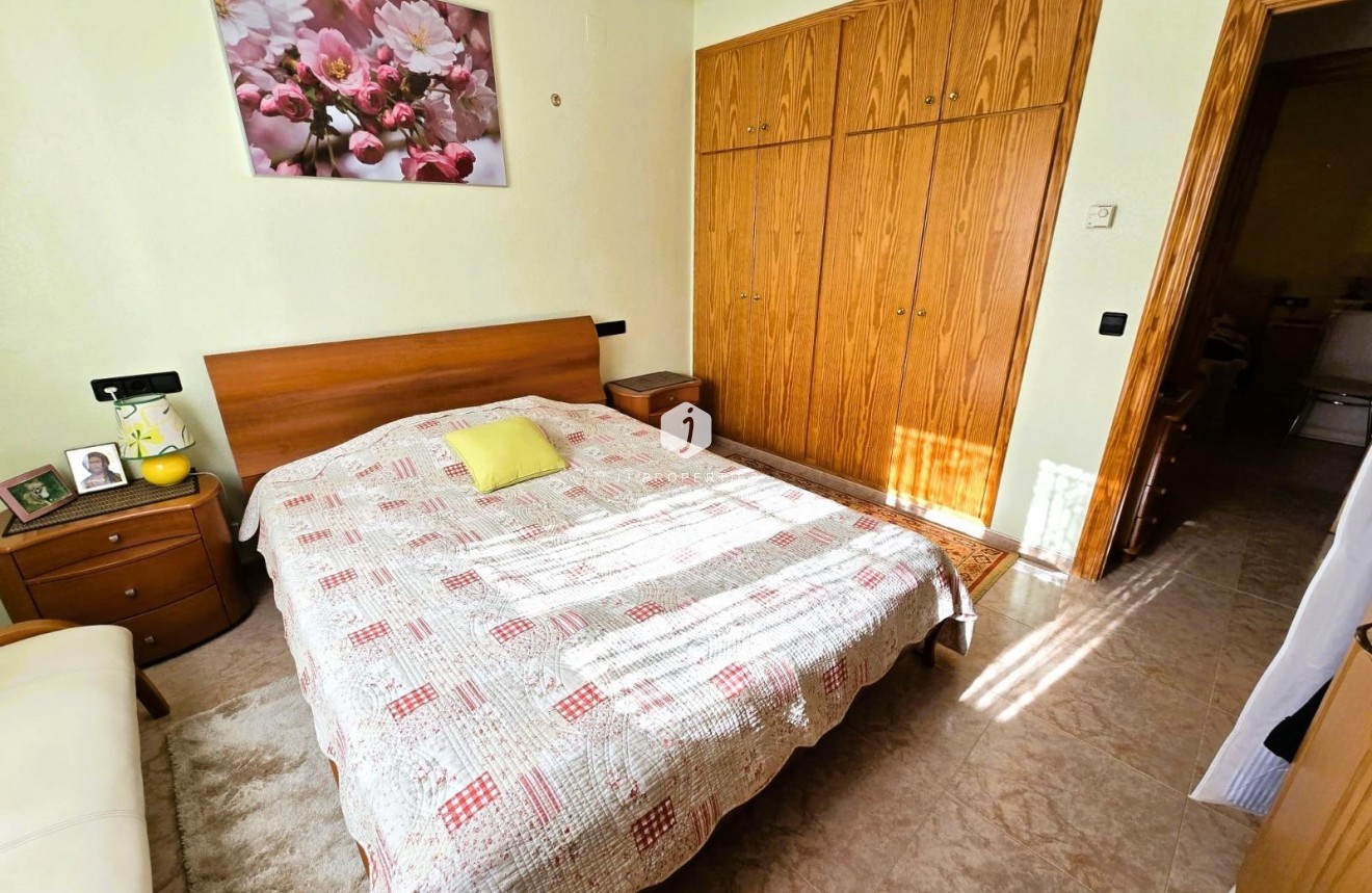 Segunda mano - Villa -
Orihuela Costa - Playa Flamenca