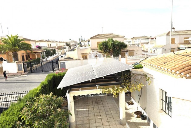 Segunda mano - Villa -
Orihuela Costa - Playa Flamenca