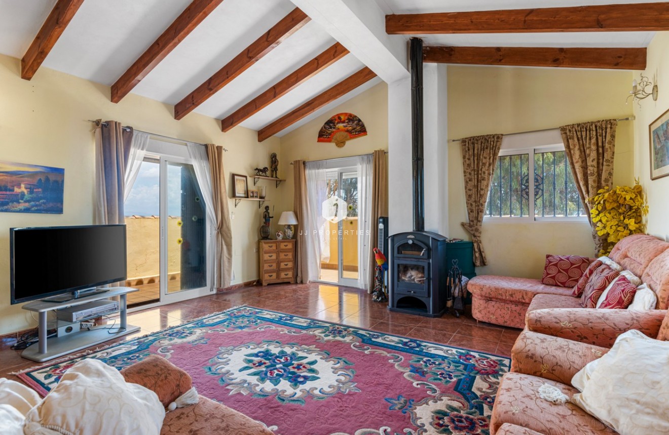 Segunda mano - Villa -
Jacarilla - Inland