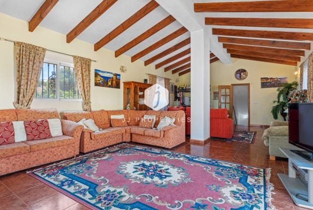 Segunda mano - Villa -
Jacarilla - Inland