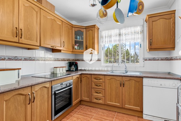 Segunda mano - Villa -
Jacarilla - Inland