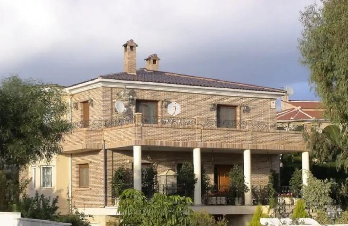 Tweedehands - Villa -
Ciudad Quesada